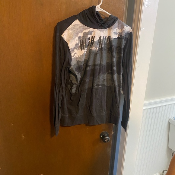 American Eagle Outfitters Black Long Sleeve Tee - Picture 3 of 3